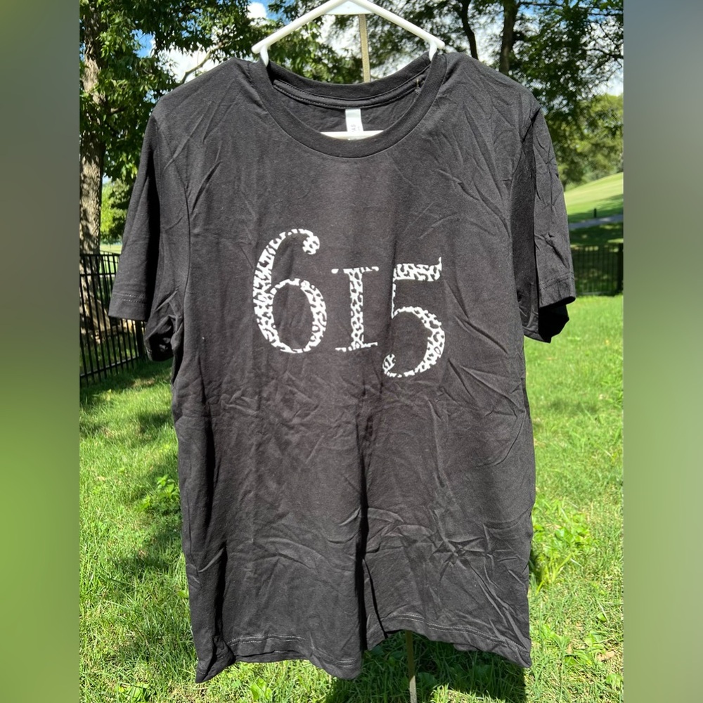 Canvas Bella Canvas Nashville 615 T-Shirt, Black Leopard Print Design, Large NWT